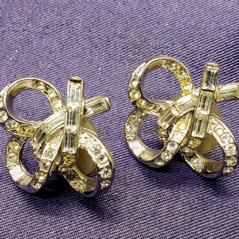 Vintage Rhinestone post earrings